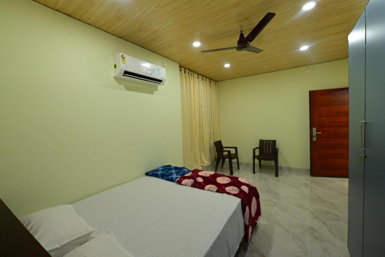 Gokula Homestay Subrahmanya Exterior foto